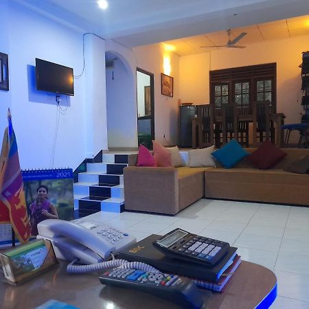 Smart Holiday Inn Galle Buitenkant foto