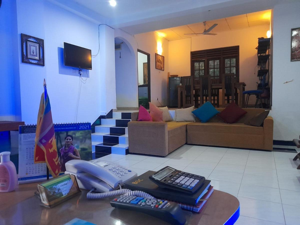 Smart Holiday Inn Galle Buitenkant foto